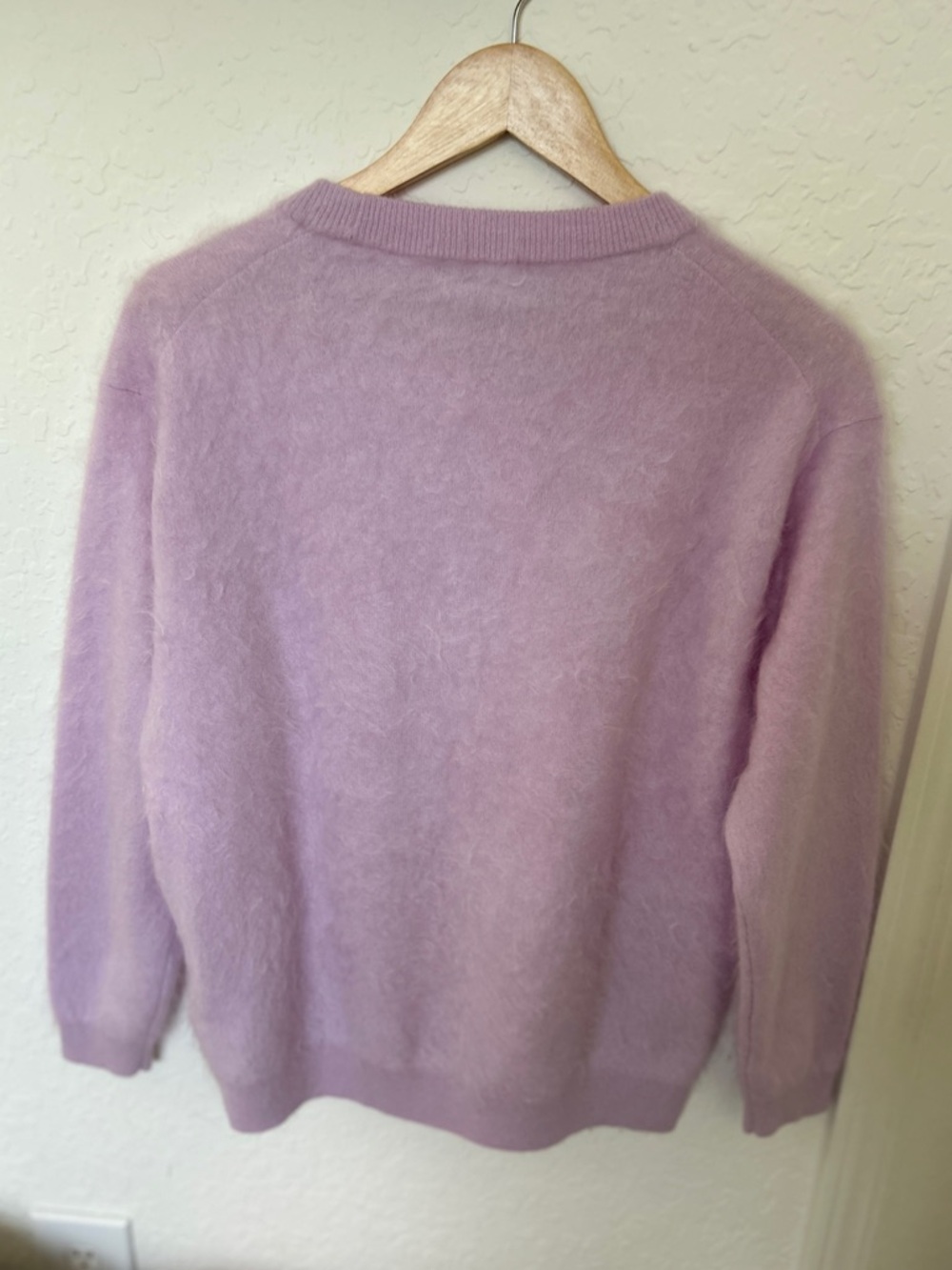 J. Crew 100% Brushed Cashmere Relaxed Crewneck Sweater in Lilac, XXS - Picture 4 of 12